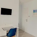 بيت ضيافة Gena 3*