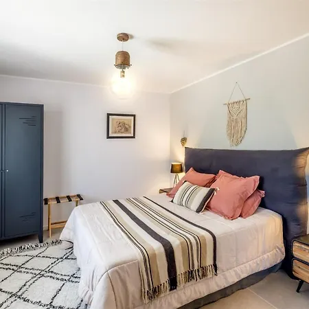 Casa de hóspedes Gena 3*