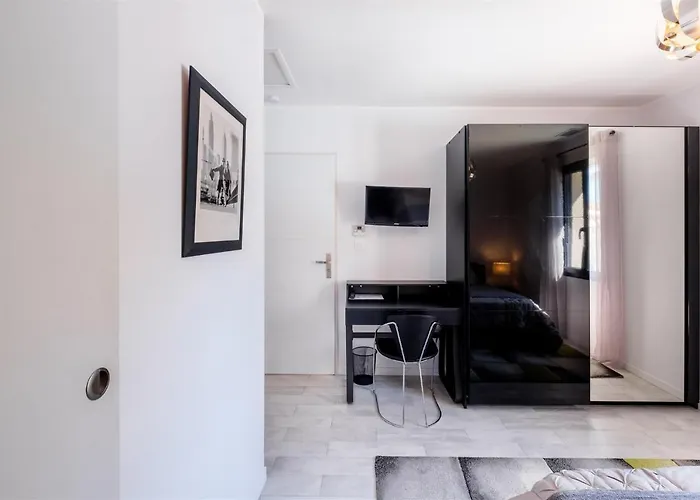 招待所 Gena Saint-Médard-dʼEyrans