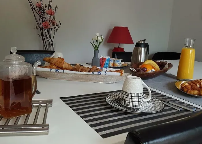 Gena 3* Saint-Médard-dʼEyrans